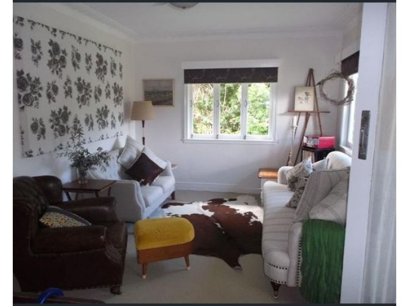 16 Varcoe Street, Wavell Heights QLD 4012