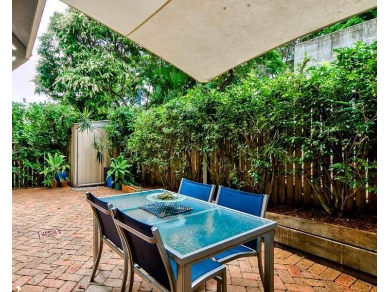 10 Stafford Street, Windsor QLD 4030