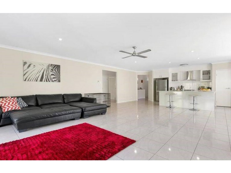 49 Doherty Place, Wakerley QLD 4154
