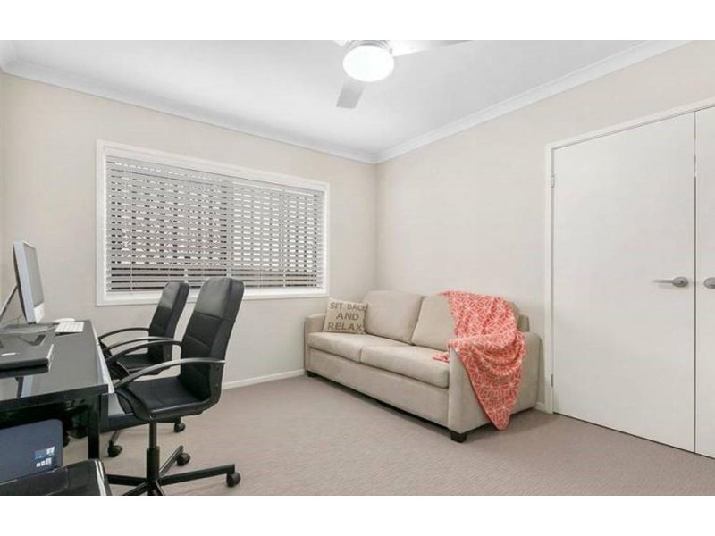 49 Doherty Place, Wakerley QLD 4154