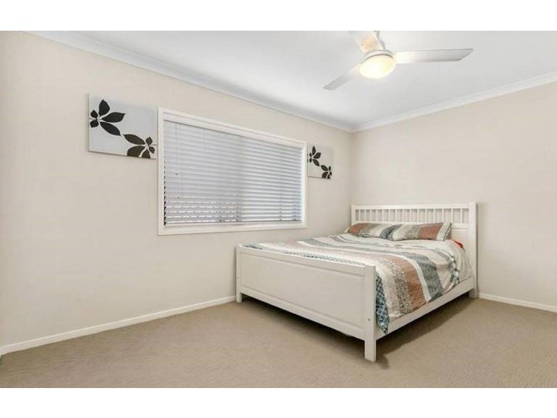 49 Doherty Place, Wakerley QLD 4154