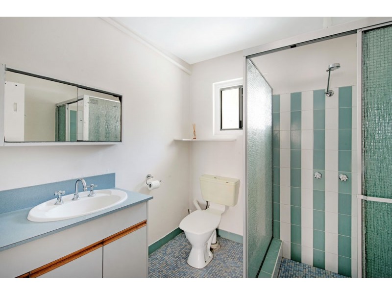 2/14 Blackmore St, Windsor QLD 4030