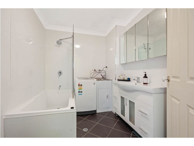 1/56 Franz Road, Clayfield QLD 4011