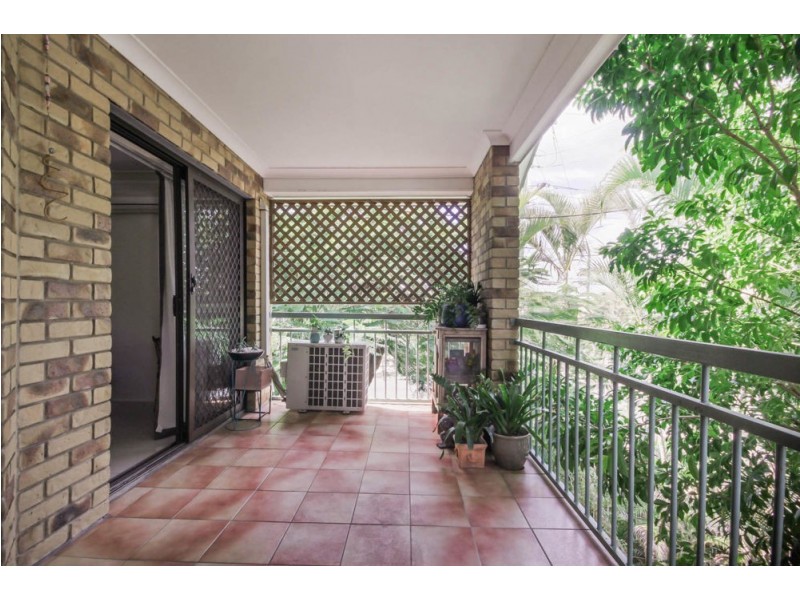 1/56 Franz Road, Clayfield QLD 4011