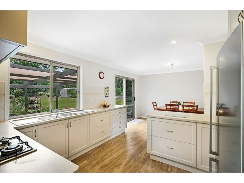 15 Michele Avenue, Highfields QLD 4352