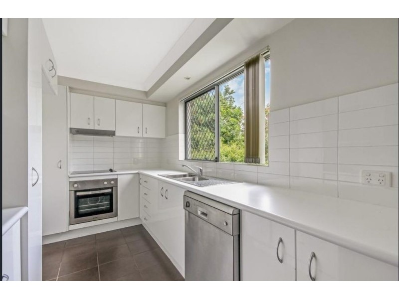15/5 Thornlake Court, Tingalpa QLD 4173