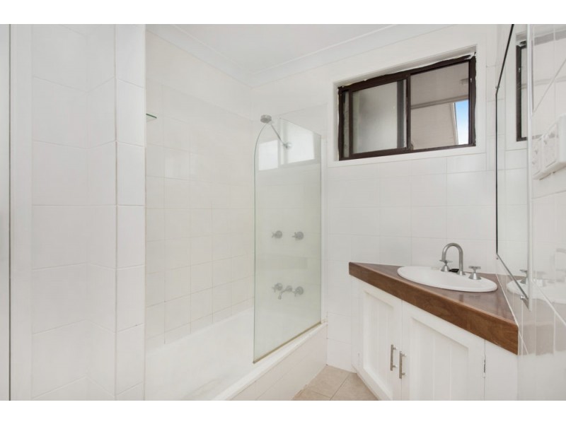 10 Ludgate Court, Rockville QLD 4350