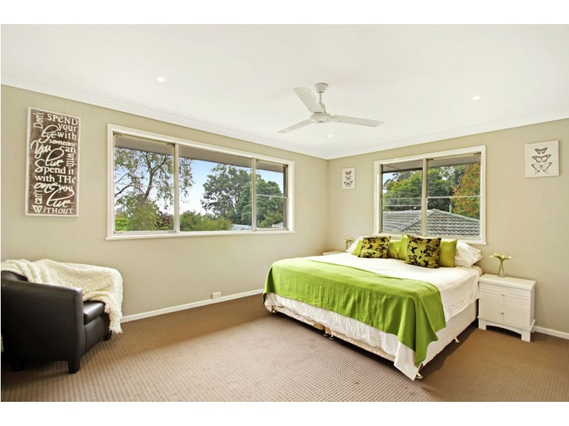 1 Beck Street, Mount Lofty QLD 4350