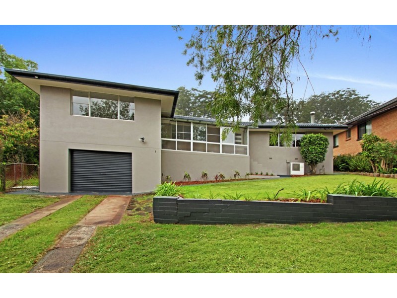 1 Beck Street, Mount Lofty QLD 4350