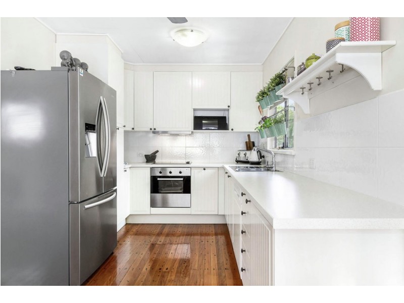 102 Dykes St, Mount Gravatt East QLD 4122