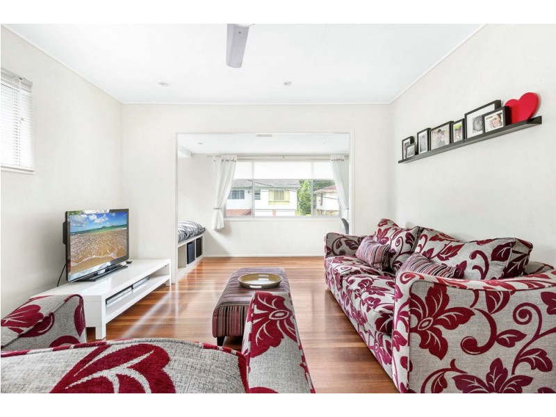 102 Dykes St, Mount Gravatt East QLD 4122