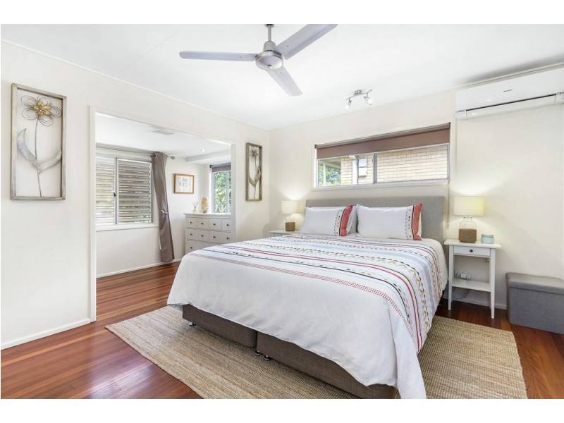 102 Dykes St, Mount Gravatt East QLD 4122