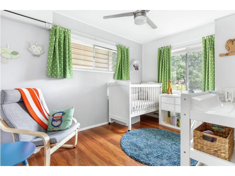 102 Dykes St, Mount Gravatt East QLD 4122