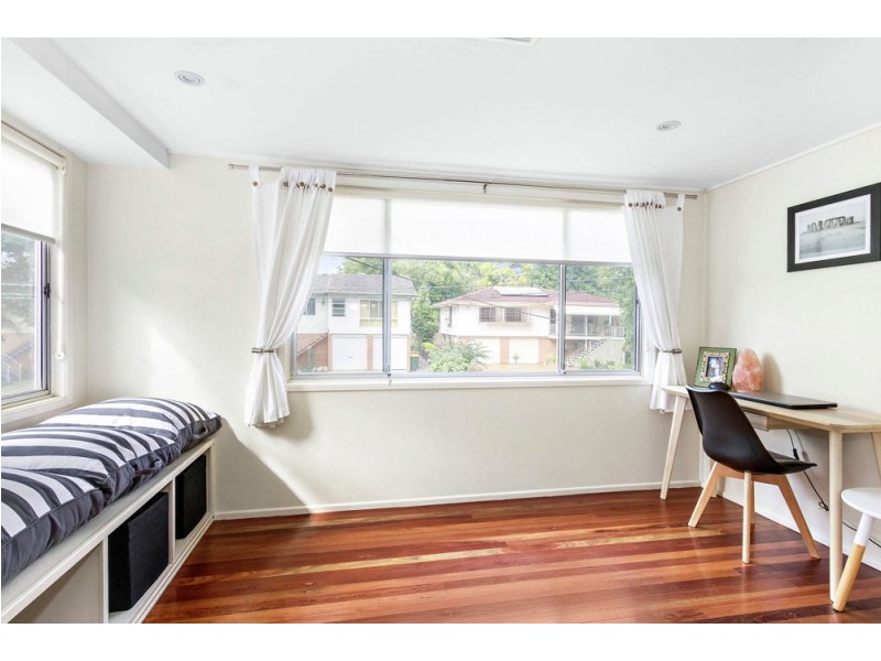 102 Dykes St, Mount Gravatt East QLD 4122