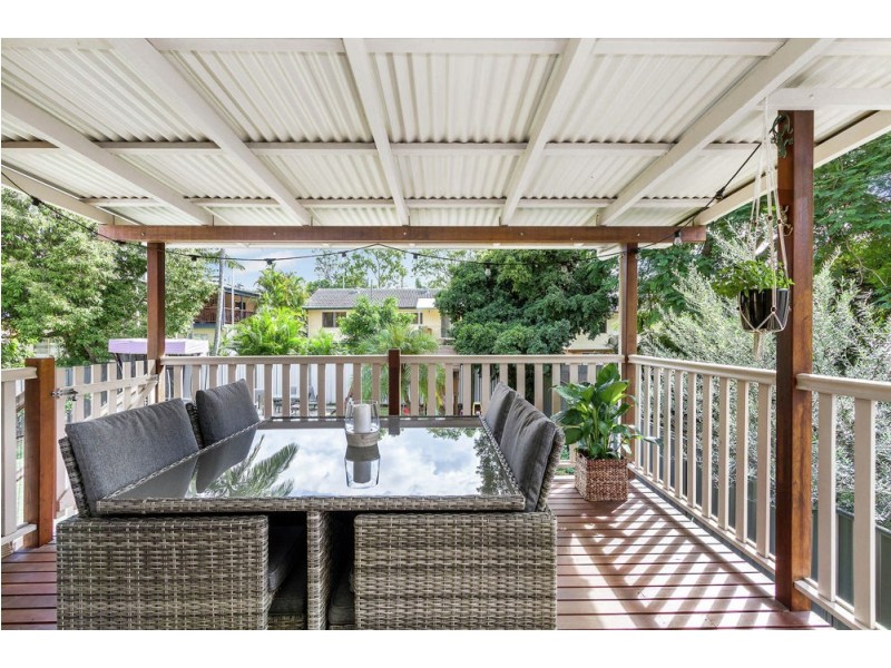 102 Dykes St, Mount Gravatt East QLD 4122