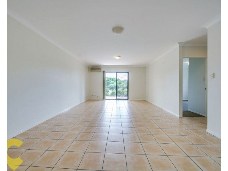 2/596 South Pine Road, Everton Park QLD 4053