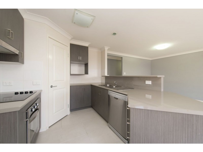 21 Cooranga Street, Glenvale QLD 4350