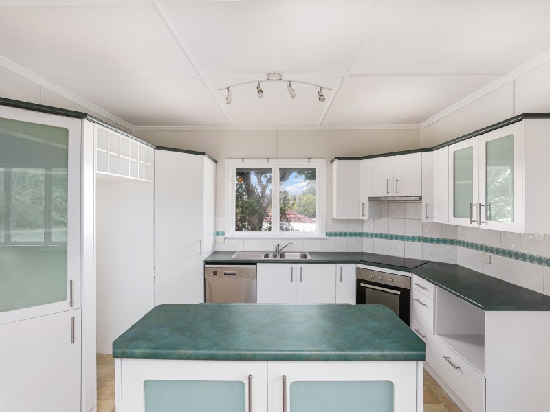 36 Koolewong Street, Stafford Heights QLD 4053