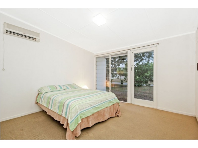 10 Sarina Street, Stafford Heights QLD 4053