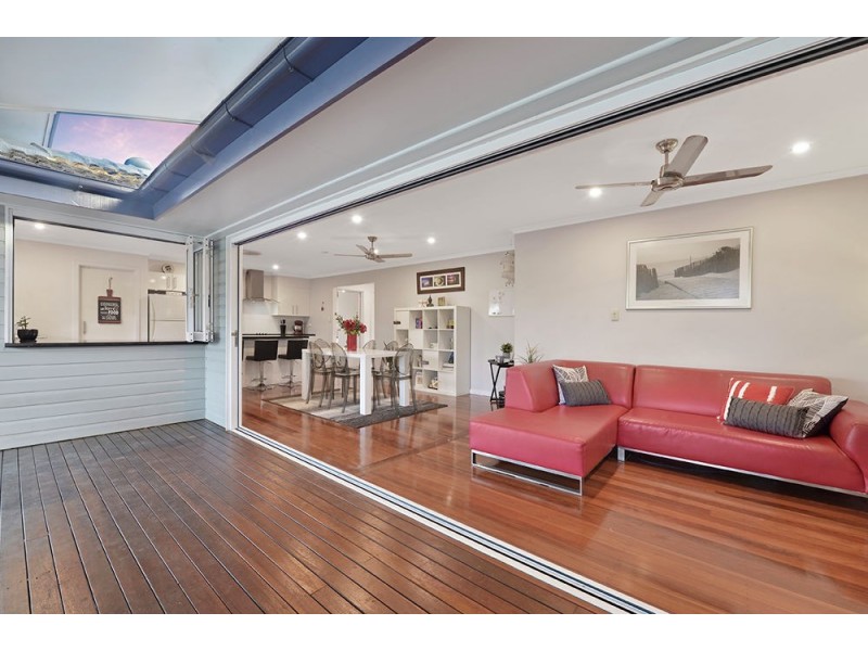 89 Strathmore Street, Kedron QLD 4031