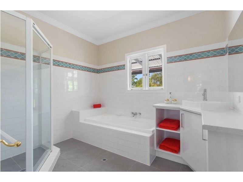 17 Ronald Court, Peachester QLD 4519