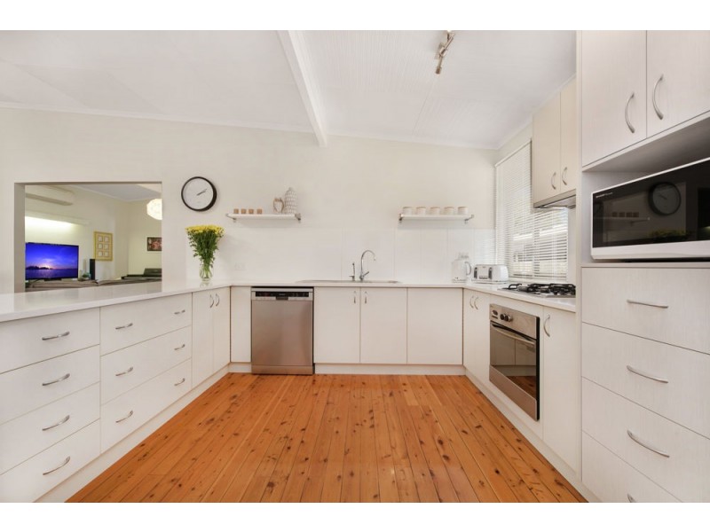 240a Geddes Street, Centenary Heights QLD 4350