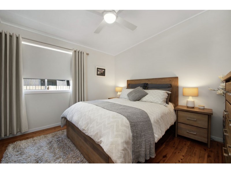 240a Geddes Street, Centenary Heights QLD 4350