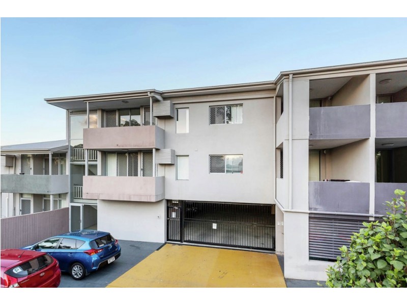 13/5 Thornlake Court, Tingalpa QLD 4173