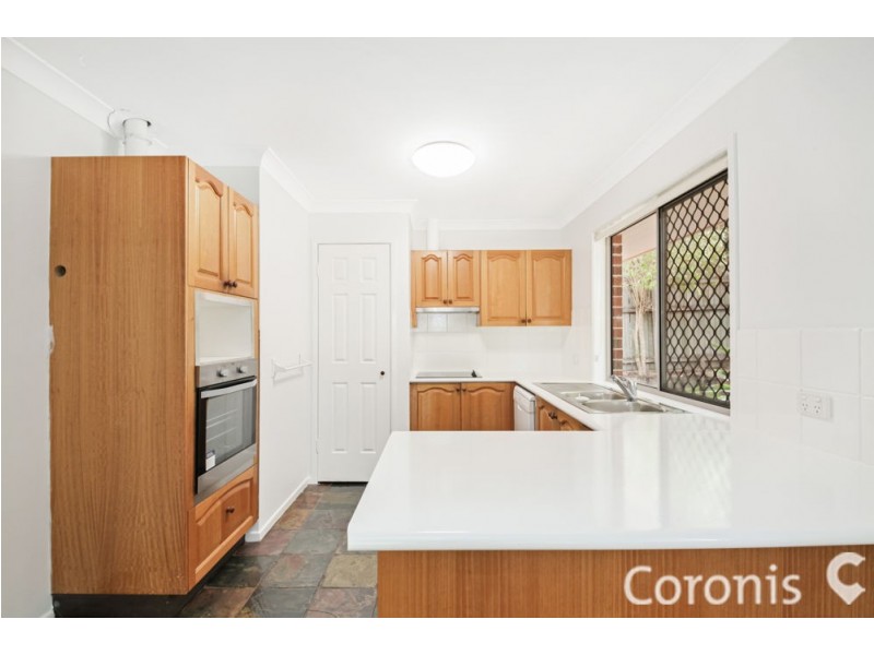 16 Arlington Drive, Arana Hills QLD 4054