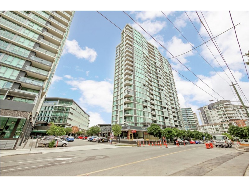 10307/8 Harbour Road, Hamilton QLD 4007