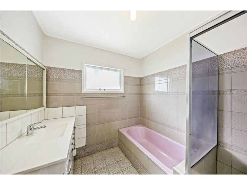 62 Niven Street, Stafford Heights QLD 4053