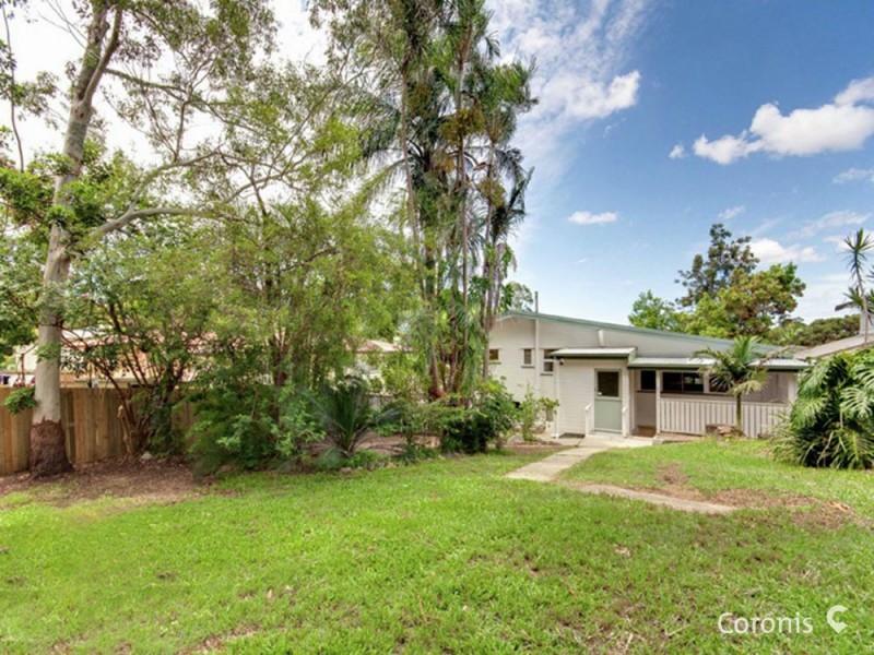 12 Rutherford Street, Stafford Heights QLD 4053