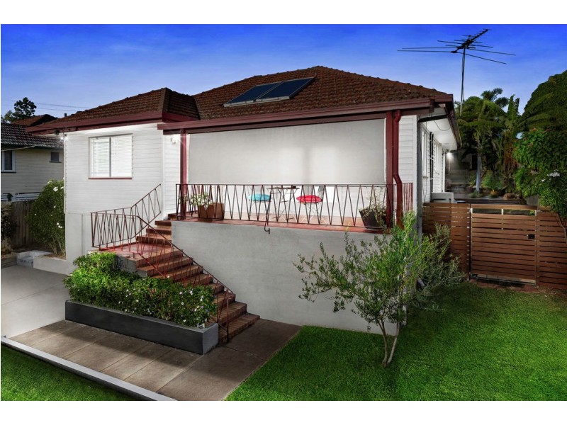 6 Wyeth Street, Wynnum QLD 4178