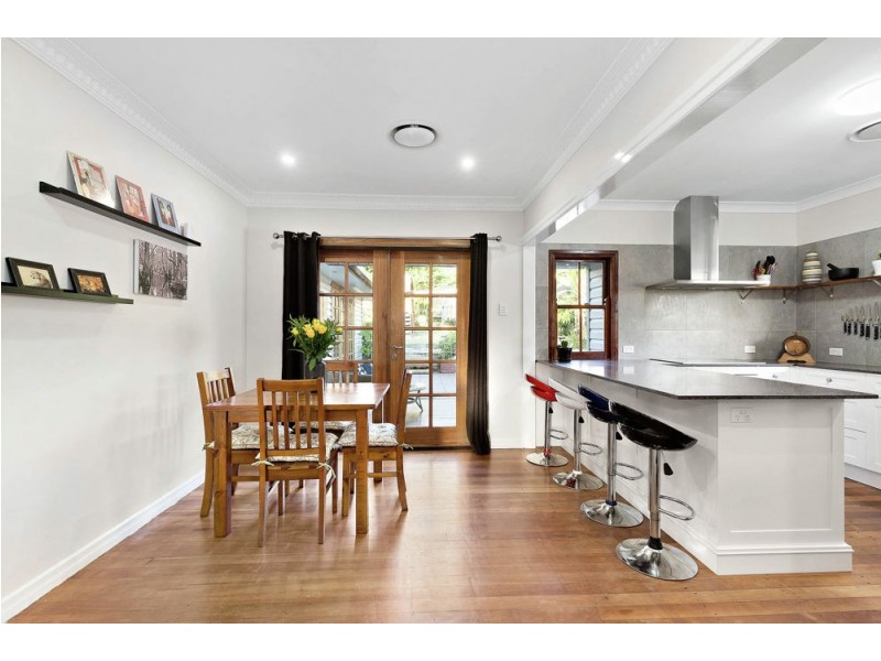 6 Wyeth Street, Wynnum QLD 4178