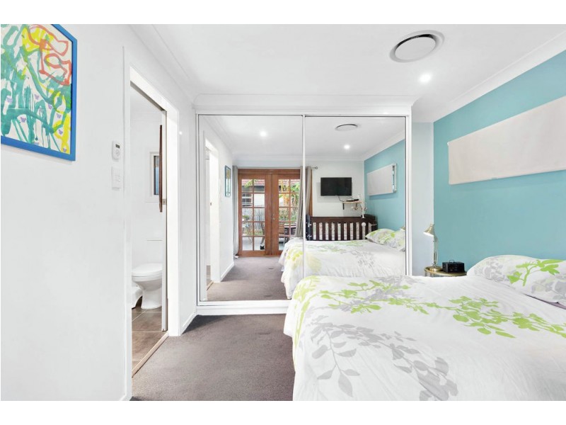 6 Wyeth Street, Wynnum QLD 4178