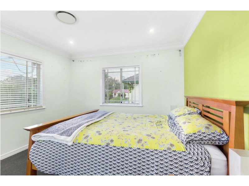 6 Wyeth Street, Wynnum QLD 4178