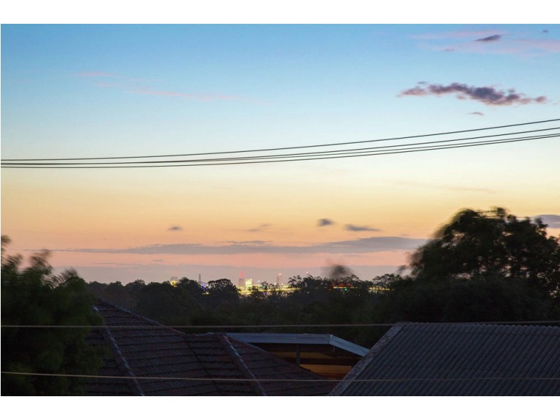 6 Wyeth Street, Wynnum QLD 4178