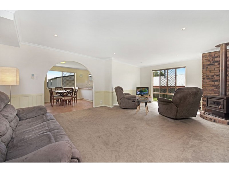 9 Jenna Court, Kearneys Spring QLD 4350
