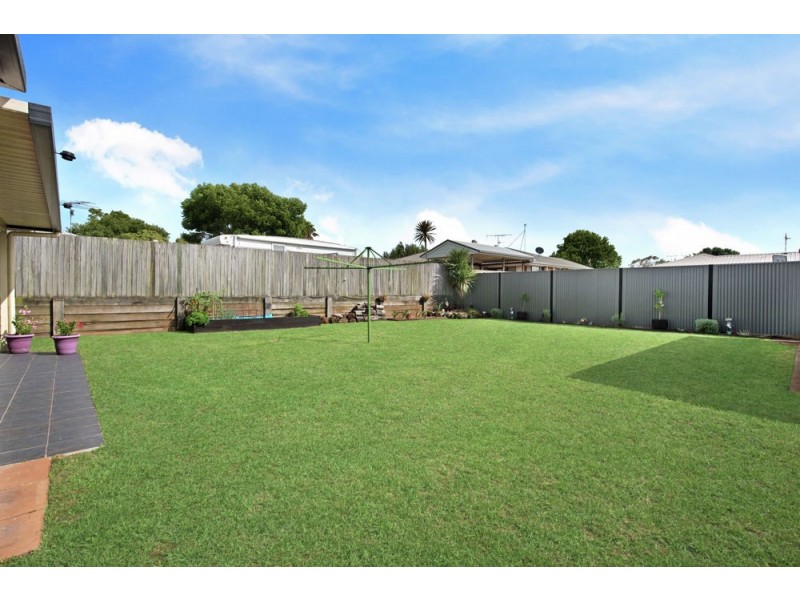 9 Jenna Court, Kearneys Spring QLD 4350