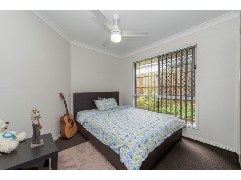 16 Orchard Lane, Glenvale QLD 4350