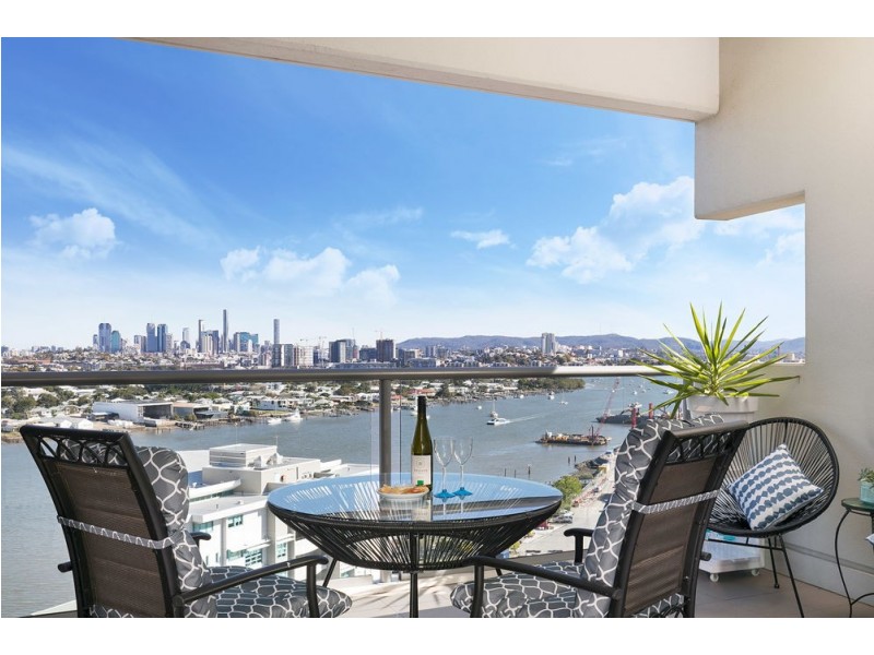 31512/2 Harbour Road, Hamilton QLD 4007