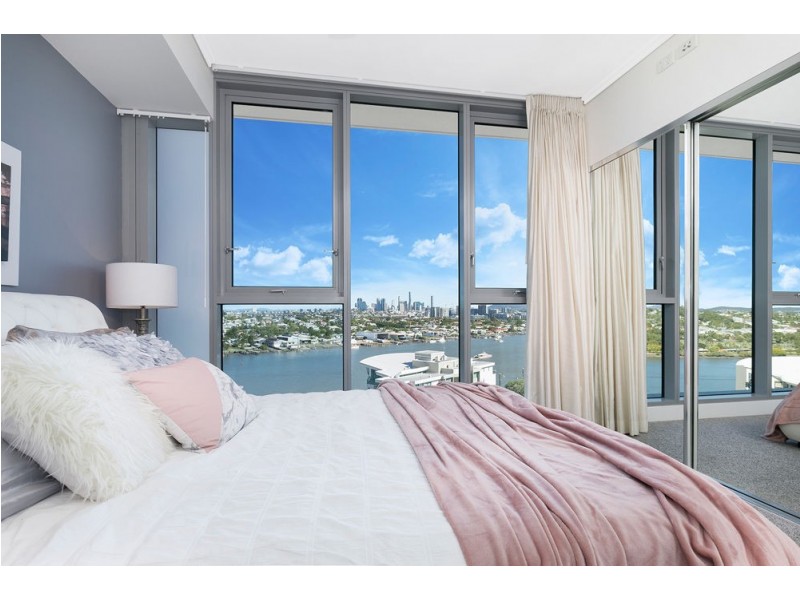 31512/2 Harbour Road, Hamilton QLD 4007