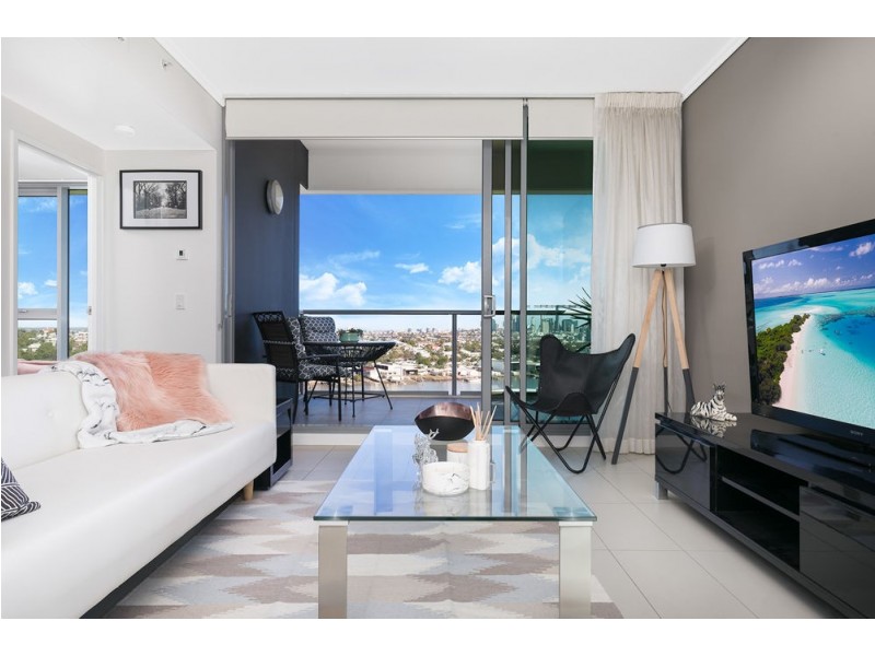 31512/2 Harbour Road, Hamilton QLD 4007