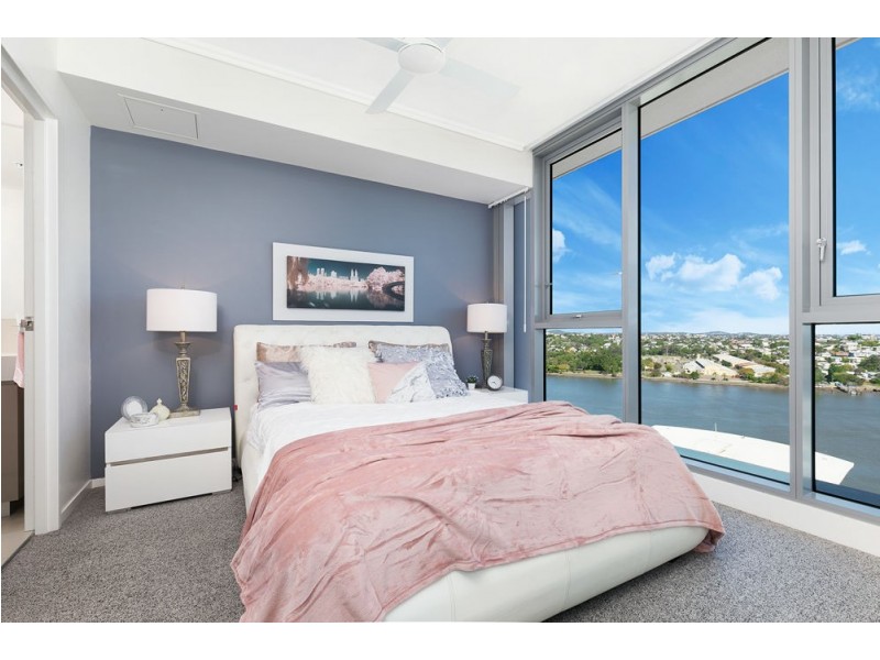 31512/2 Harbour Road, Hamilton QLD 4007