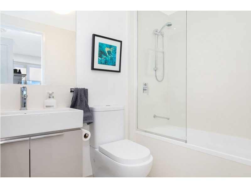 31512/2 Harbour Road, Hamilton QLD 4007