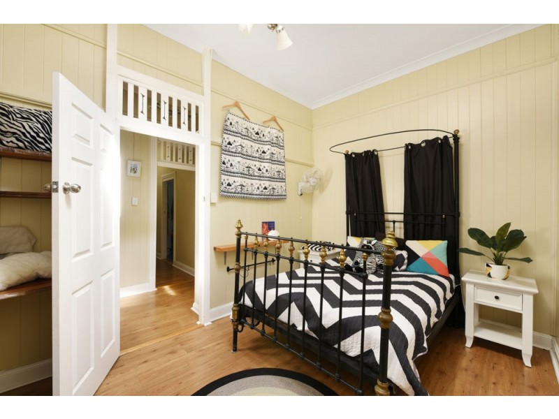 44 Cumming Street, North Toowoomba QLD 4350