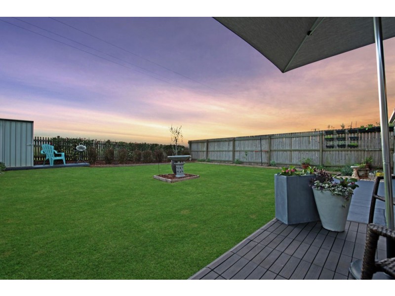 1/8 Smythe Drive, Highfields QLD 4352