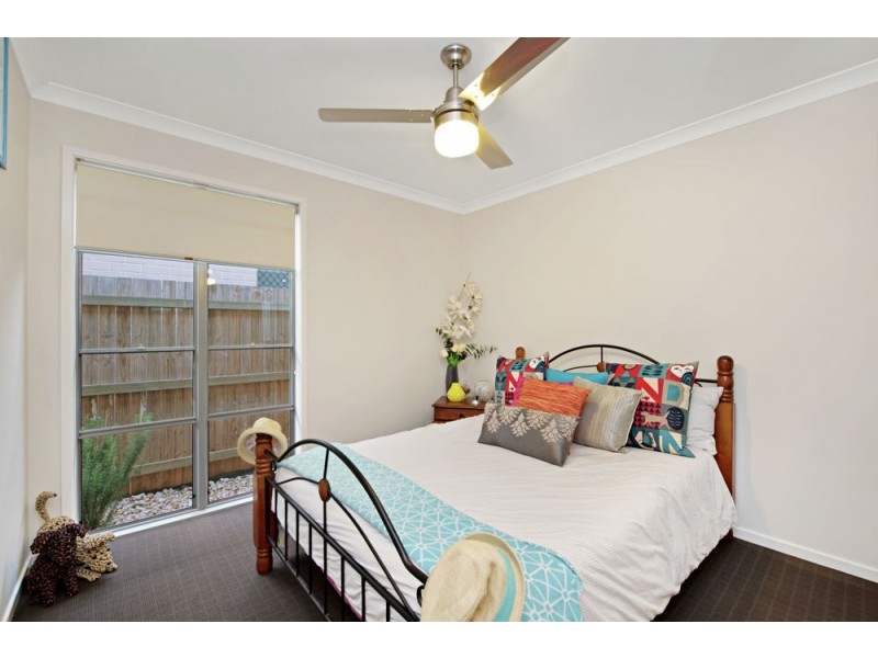 1/8 Smythe Drive, Highfields QLD 4352