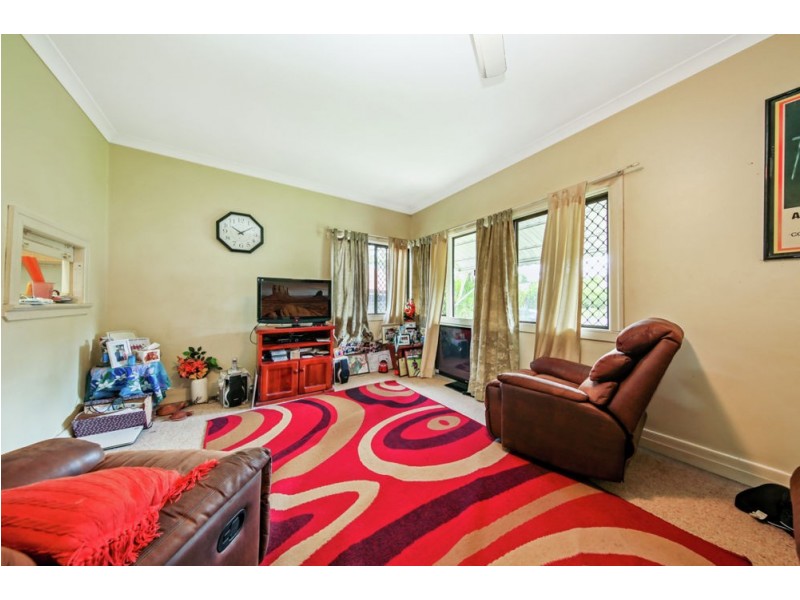 231 Edinburgh Castle Road, Wavell Heights QLD 4012