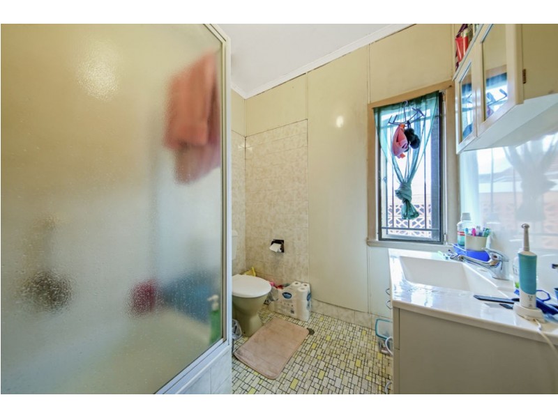 231 Edinburgh Castle Road, Wavell Heights QLD 4012